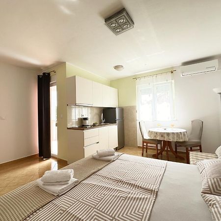 Apartments Vila Miranda 沃迪切 外观 照片