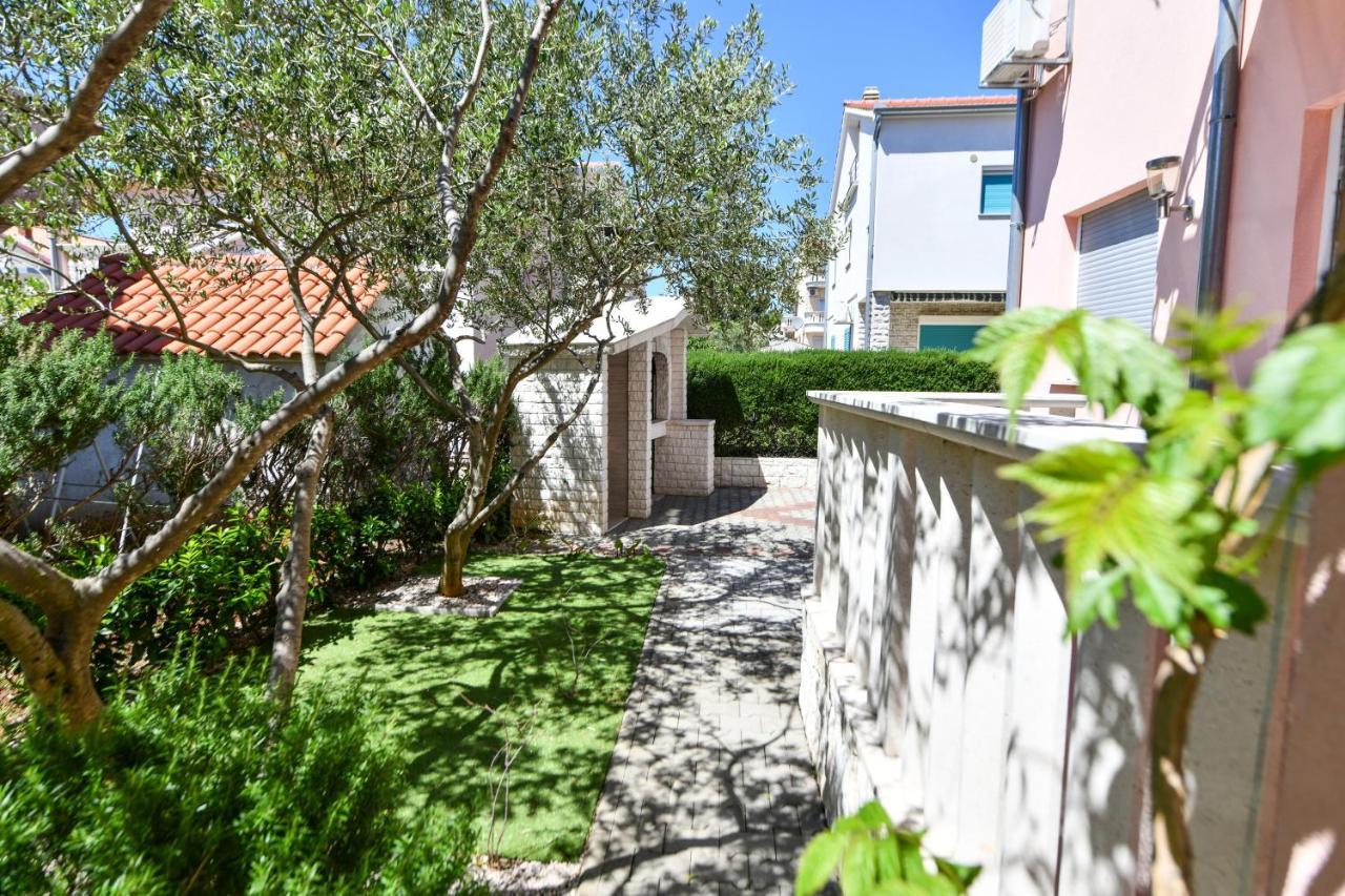 Apartments Vila Miranda 沃迪切 外观 照片