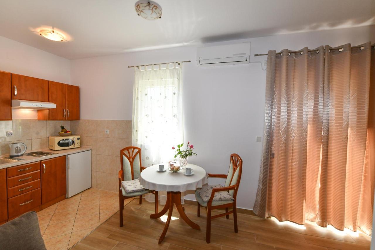 Apartments Vila Miranda 沃迪切 外观 照片