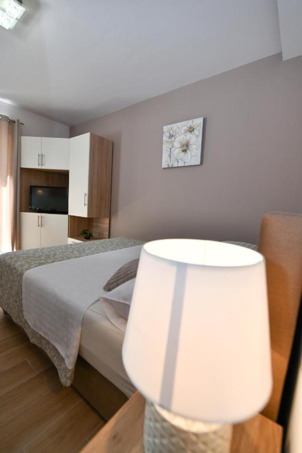 Apartments Vila Miranda 沃迪切 外观 照片
